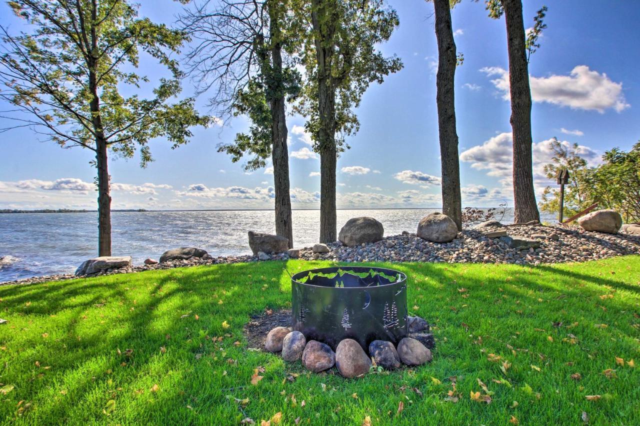 Waterfront Lake Mille Lacs Lodge With Deck And Grill! Isle 外观 照片